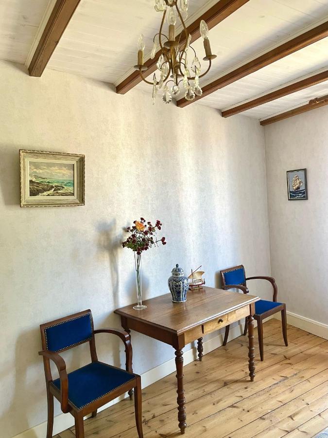 Bed and Breakfast Chez Sarah - L'Escapade Javerlhac-et-la-Chapelle-Saint-Robert Exterior foto